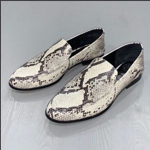 Vince Camuto Jendeya 2 Loafers Size 9M
